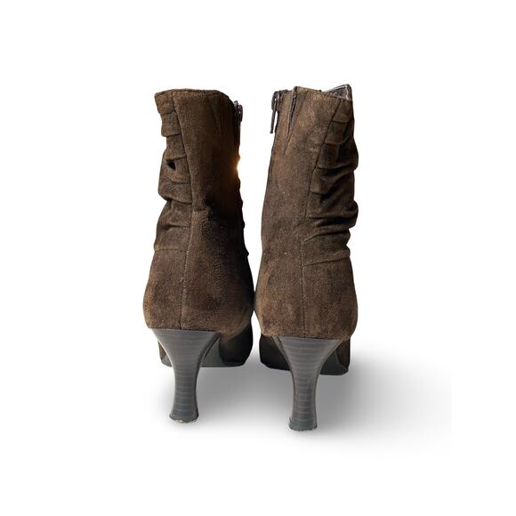 White Mountain Suede Boots Slouch Ankle Wrinkle Zip High Pointy Sexy Brown 8 - Picture 4 of 8